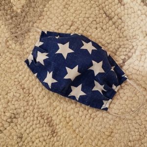 NWOT Face mask with filter pocket